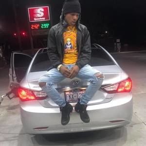 Meet your Posher, Victor